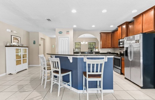 Cypress Pointe Villa | Spacious 6BR Villa w/Pool, Game Room & Loft – 15 Mins to Disney