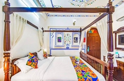 Vaishali Nagar Hotel | Spacious 9-bedroom hotel in lovely Jaipur with AC, WiFi and Garden view nn