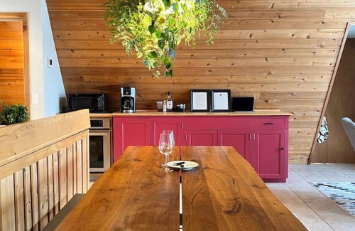 Pepin House | Spacious A-Frame & Bungalow, Lake Views, Hot Tub!