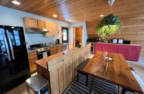 Pepin House | Spacious A-Frame & Bungalow, Lake Views, Hot Tub!