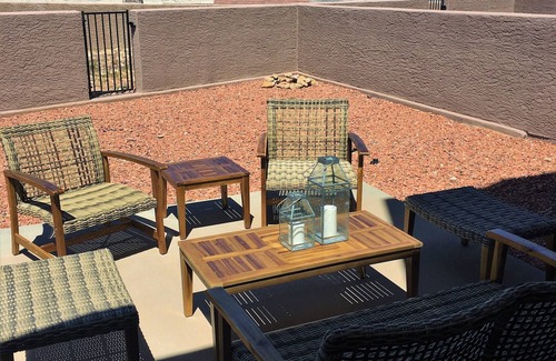 Greenehaven House | Spacious, Airy and Clean Lake Powell Townhouse
