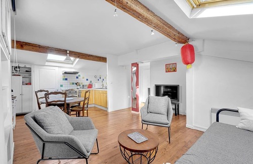 Arnaud Bernard Apartment | Spacious and bright in the historic center