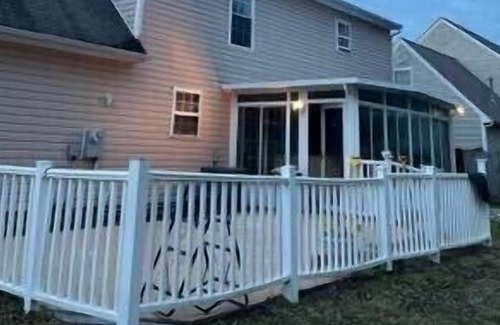 Colonial Heights House | Spacious and comfortable 4 bedroom house , cats and dogs are welcome