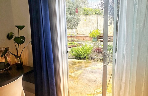 Bayview House | Spacious and Central 2BR Garden View Suite