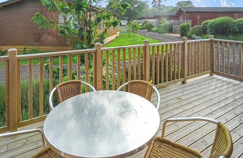 King's Lynn Ski Chalet | Spacious and contemporary lodge, great for a couple or family escape.