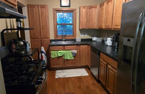 Payne - Phalen House | Spacious and Cozy 4-Bedroom Home in the heart of MSP