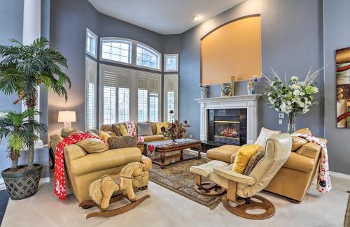 Lone Tree House | Spacious and Elegant Lone Tree Home Rental with Deck!
