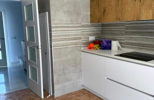 Gerena House | Spacious and luminous house, for families or groups.