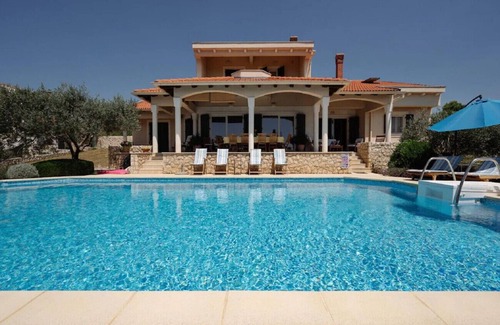 Kozino Villa | Spacious and luxury Villa Clara with extra-large pool