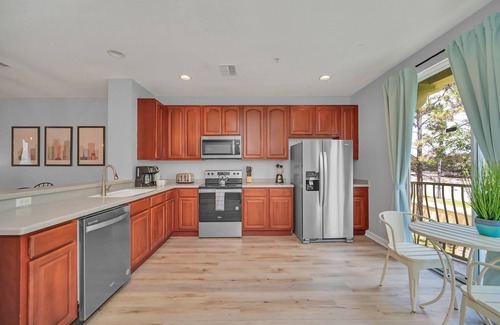 Florida Central Atlantic Coast House | Spacious and Modern Townhome! Close to Attractions and Conventions Center! 3vc5014-10