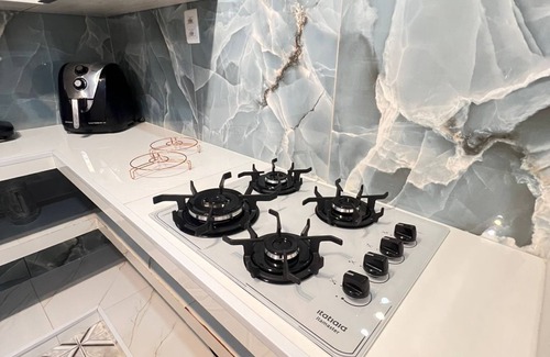 Curio-Utinga House | Spacious and wonderful house 2km from COP.