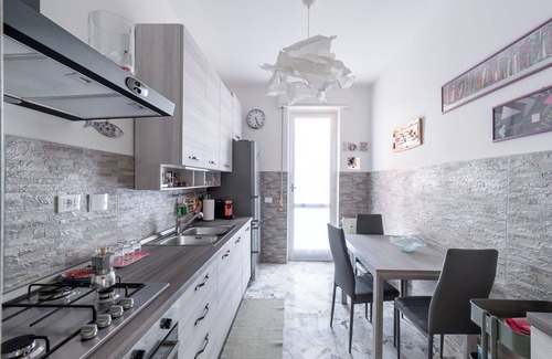 Arenzano Apartment | Spacious apartment 4 min to the beach