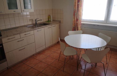 Suedstadt Apartment | Spacious apartment close to the center with a view of the Rhine