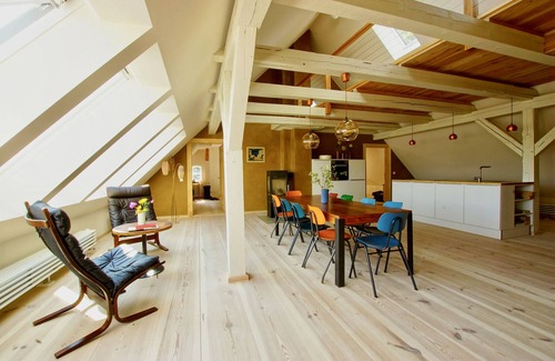 Klein Vielen Apartment | Spacious apartment in a renovated monument