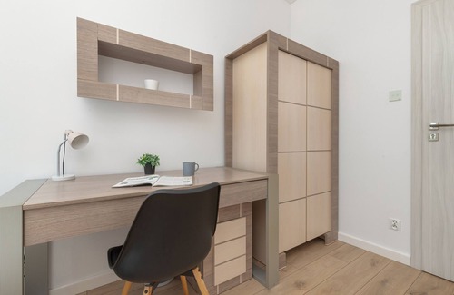 Piecki-Migowo Apartment | Spacious Apartment with Parking | Gym | Smart TV | Remote working | WiFi