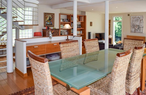 Lehon House | Spacious architect-designed house in quiet surroundings near Dinan.