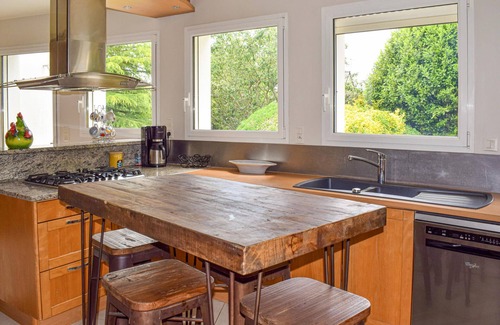 Lehon House | Spacious architect-designed house in quiet surroundings near Dinan.