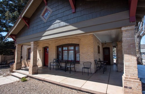 Downtown Flagstaff Apartment | Spacious Artist Loft with Mountain Views #3