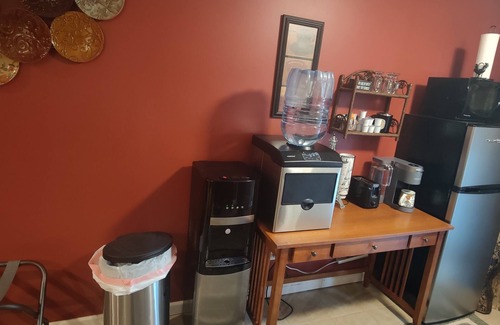 North Central Omaha House | Spacious Basement with Private Walkout Entrance! Massage Chair, Desktop PC.
