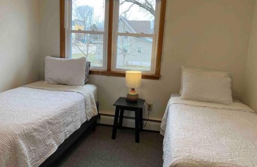 Afton Apartment | Spacious Bass Creek Apartment B near Peace Trail
