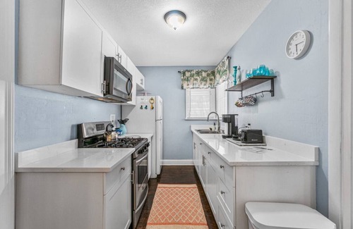 Lake Worth House | Spacious Beach Bungalow: Steps to Beach & Downtown