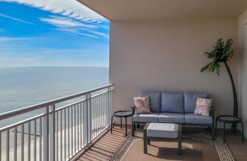 Gulfport House | Spacious Beach View, End Unit in Legacy Tower 2-1301 - 3 Bedroom 3 Bath Condo