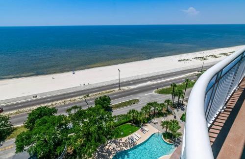 Gulfport House | Spacious Beach View, End Unit in Legacy Tower 2-1301 - 3 Bedroom 3 Bath Condo