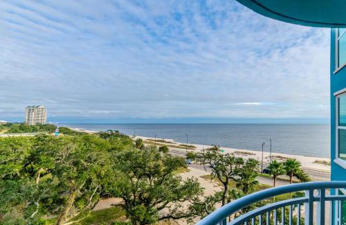Gulfport House | Spacious Beachview End Unit in Legacy Tower 1-501 - 3 bedroom 3 bath condo