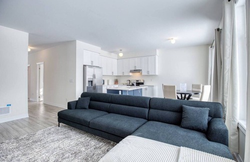 Carrying Place House | Spacious Brand New 4-Bed Retreat in Quinte West