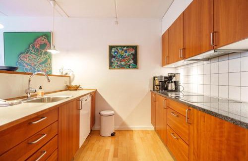 Christianshavn Apartment | Spacious Canal-View Apartment Near Metro in Christianshavn