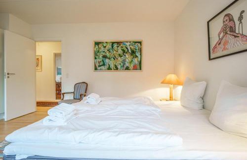 Christianshavn Apartment | Spacious Canal-View Apartment Near Metro in Christianshavn