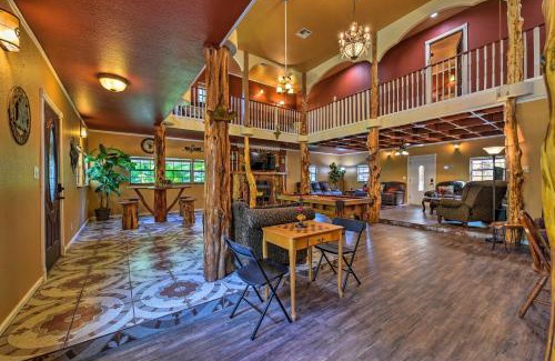 Conroe House | Spacious Conroe Home with Foosball and Pool Table!