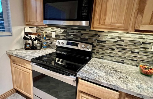 Escobedo Historic District House | Spacious Contemporary Bungalow in Historic Mesa