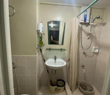 Cainta Apartment | Spacious corner 2BR condo and balcony parking