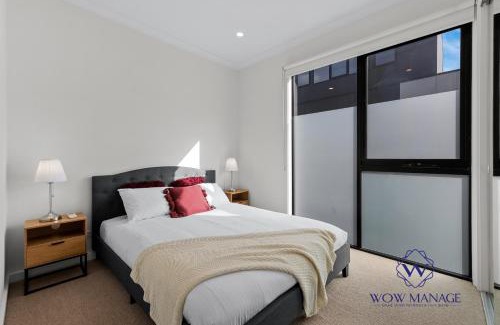 Port Melbourne House | Spacious & Cosy 4B3B near DFO & Convention Centre