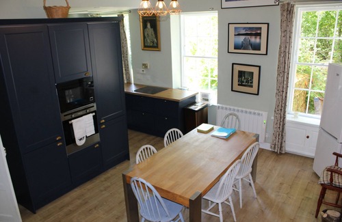 Insch Cottage | Spacious Cottage in Grounds of Scottish Castle