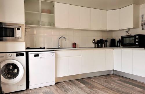 Hyeres House | Spacious cottage in the countryside 5 minutes from the beach