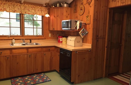 Mount Gretna Heights Cottage | Spacious Cottage with Charming Porches in Mt. Gretna - Hershey/Manheim, PA