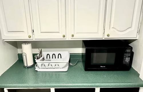 Curran Hall Apartment | Spacious & Cozy 2 Bdrm Stay in Toronto