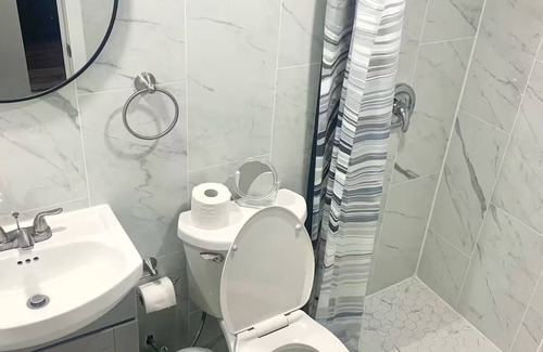 Curran Hall Apartment | Spacious & Cozy 2 Bdrm Stay in Toronto