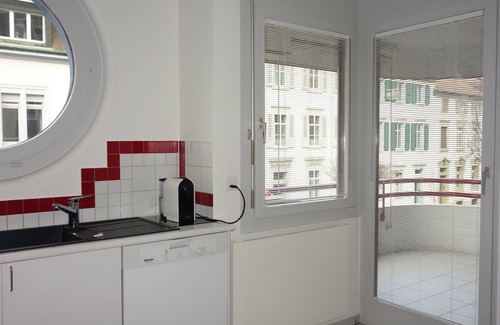Basel Apartment | Spacious, cozy apartment in a quiet neighborhood near the center