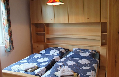 Boddin Apartment | Spacious Apartment in Boddin near Baltic Sea