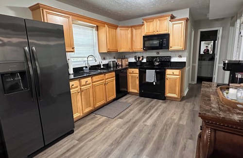 Lawrenceville House | Spacious double units dublex in Lawrenceville