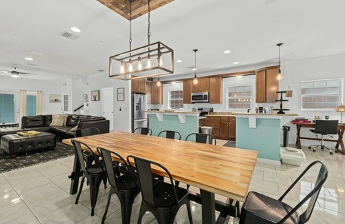 Cocoa House | Spacious Downtown Cocoa Village Estate 1 with River Views!