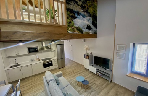 Mogrovejo Apartment | Spacious Duplex Apartment
