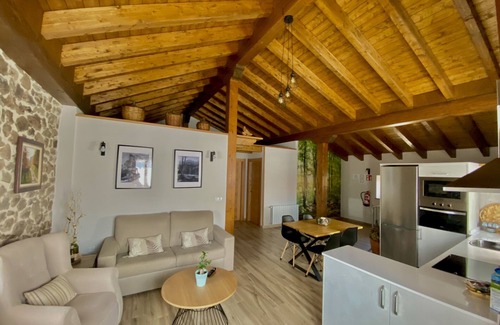 Mogrovejo Apartment | Spacious Duplex Apartment