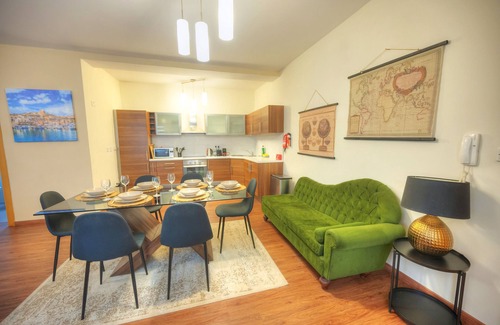 Pieta Apartment | Spacious & elegant 2 bedrooms, 2 bathrooms DBOR1-1