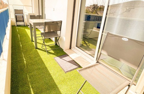 Juan-les-Pins Apartment | Spacious F3 in the center of Juan les Pins very close to the beach