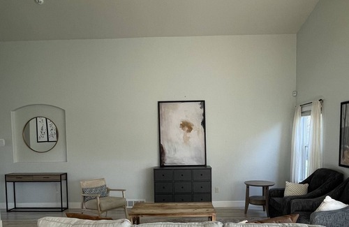 Provo House | Spacious Family Friendly Home near BYU, UVU, Sundance