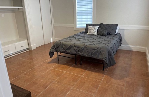 Mission House | Spacious freshly remodeled home.